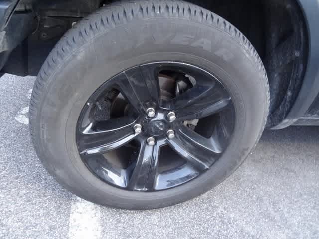 2024 RAM 1500 Classic SLT