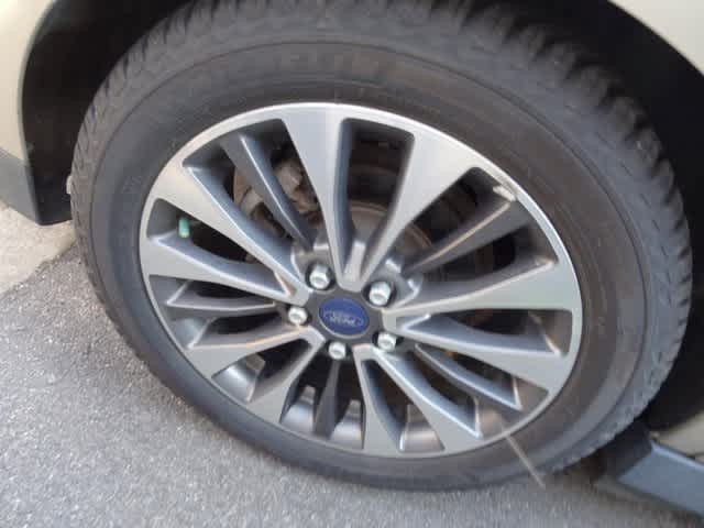 2017 Ford C-Max Hybrid Titanium