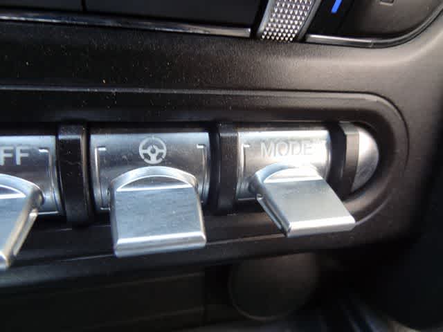 2022 Ford Mustang EcoBoost