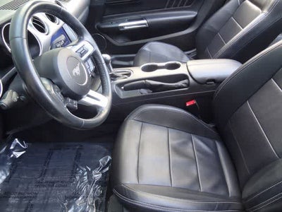 2022 Ford Mustang EcoBoost