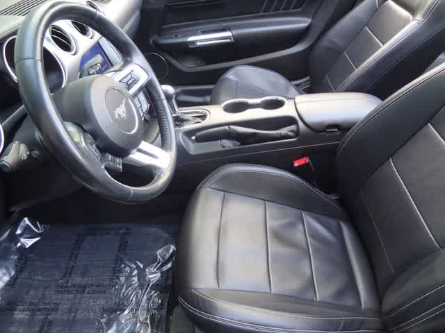 2022 Ford Mustang EcoBoost