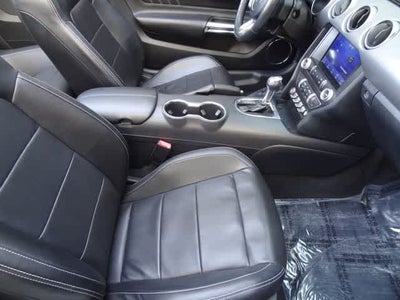 2022 Ford Mustang EcoBoost