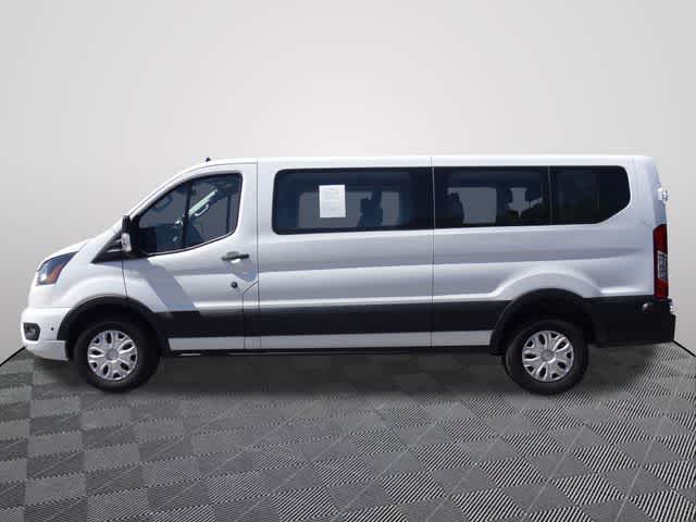 2024 Ford Transit Passenger Wagon XLT