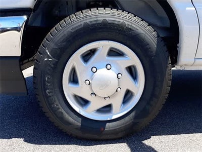 2025 Ford E-Series Cutaway E-350 SRW