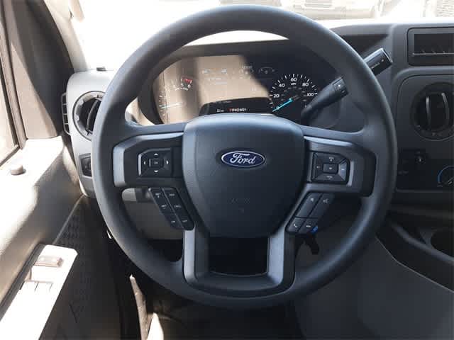 2025 Ford E-Series Cutaway E-350 SRW