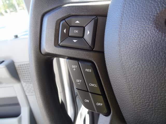 2025 Ford E-Series Cutaway E-350 SRW