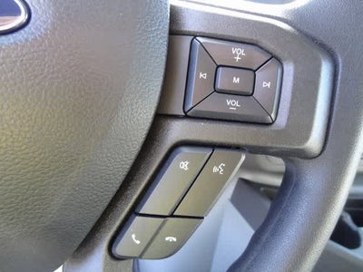 2025 Ford E-Series Cutaway E-350 SRW