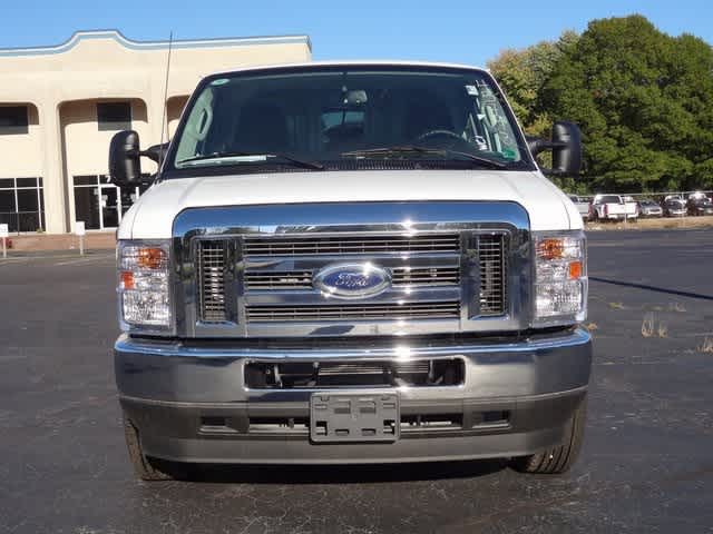 2025 Ford E-Series Cutaway E-350 SRW