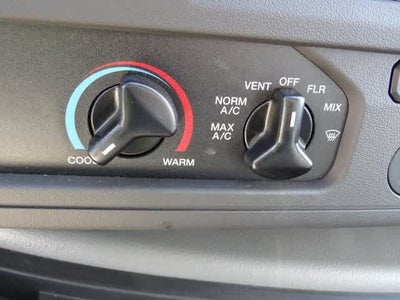 2024 Ford E-Series Cutaway E-450 DRW