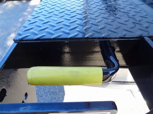 2024 Ford E-Series Cutaway E-450 DRW