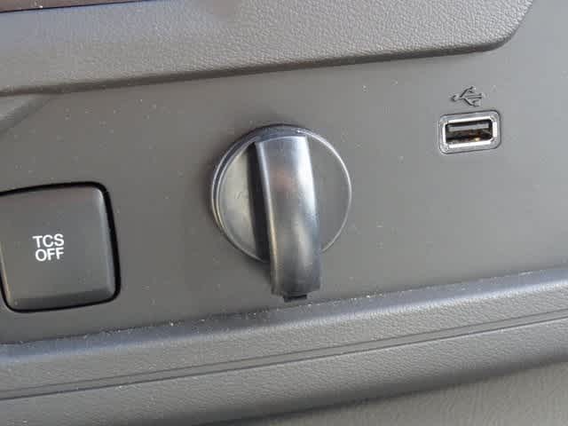 2024 Ford E-Series Cutaway E-450 DRW