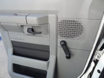 2024 Ford E-Series Cutaway E-450 DRW