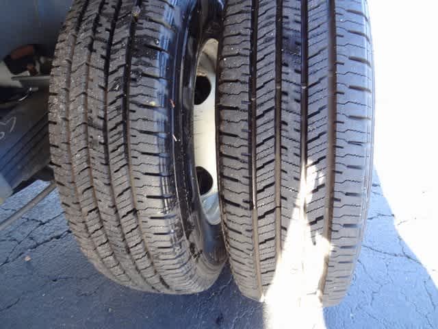 2024 Ford E-Series Cutaway E-450 DRW