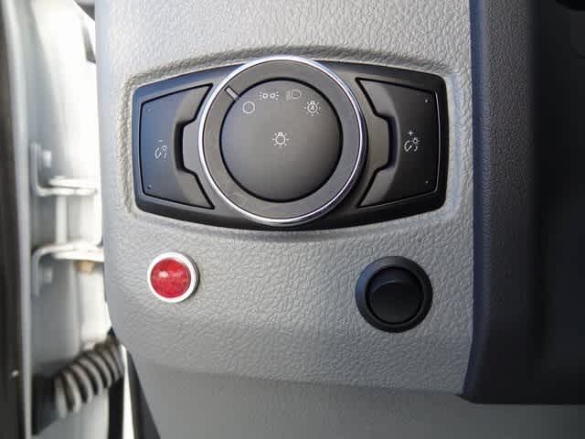 2024 Ford E-Series Cutaway E-450 DRW