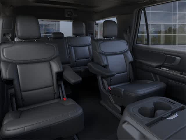 2025 Ford Expedition Platinum®