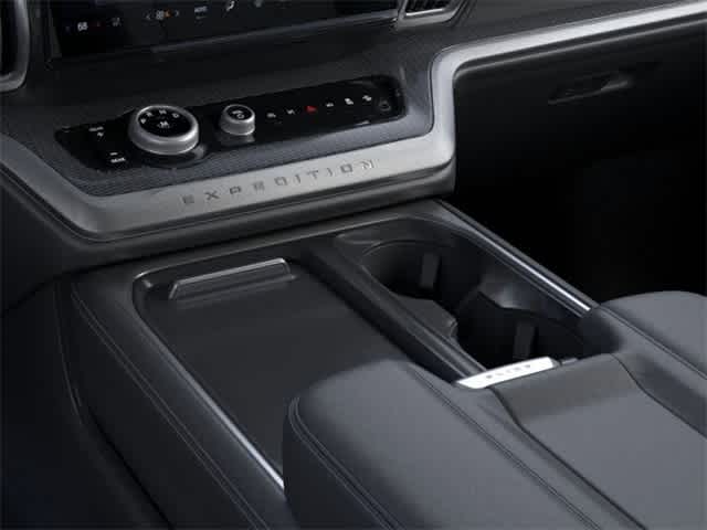 2025 Ford Expedition Platinum®