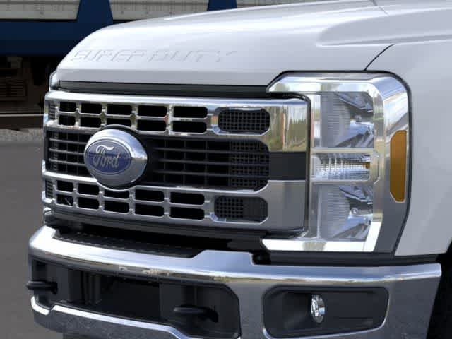 2026 Ford Super Duty F-350 SRW F-350® XLT