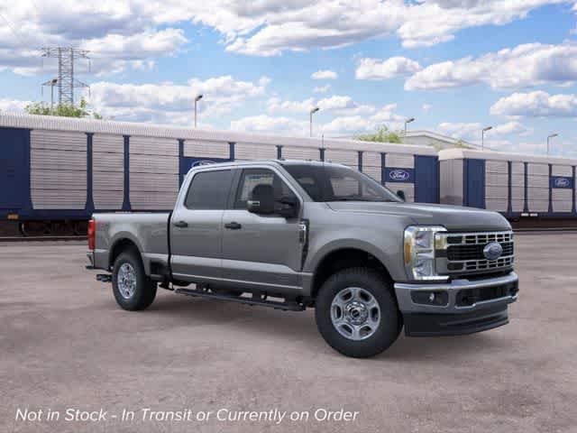 2026 Ford Super Duty F-350 SRW F-350® XLT