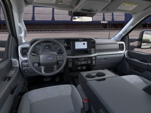 2026 Ford Super Duty F-350 SRW F-350® XLT