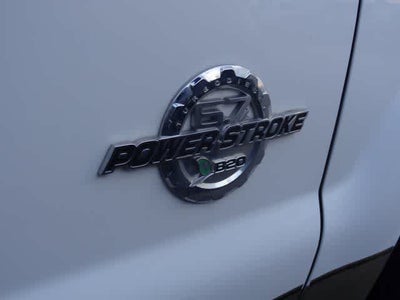 2014 Ford Super Duty F-350 DRW Pickup Lariat Super Duty