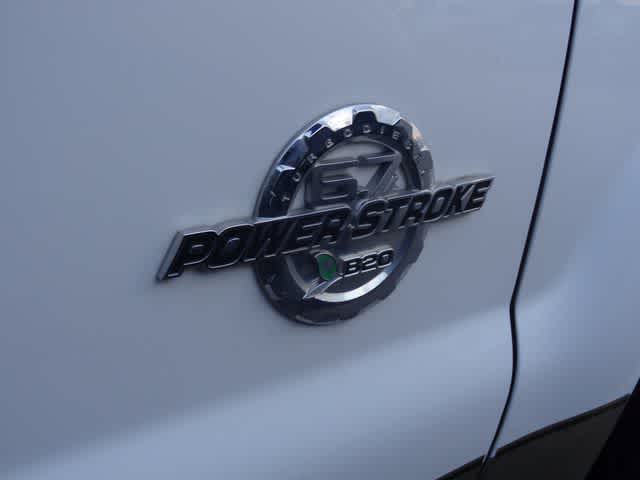 2014 Ford Super Duty F-350 DRW Pickup Lariat Super Duty