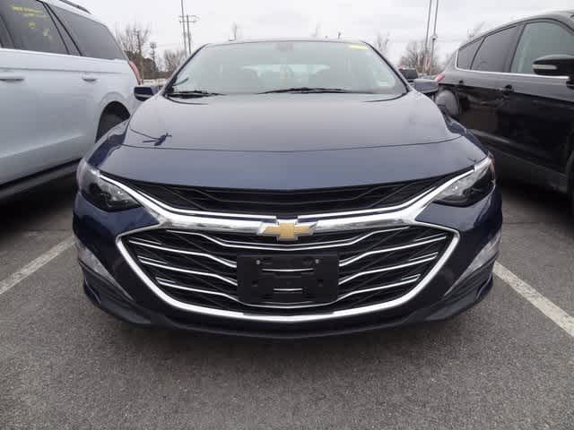 2022 Chevrolet Malibu LT w/1LT
