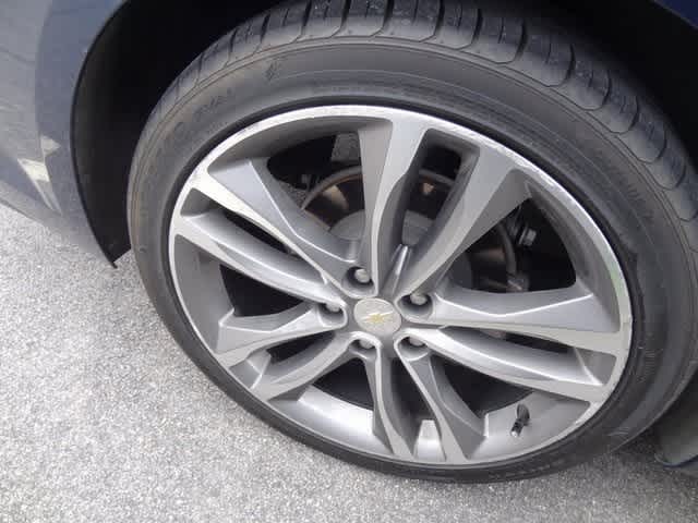 2022 Chevrolet Malibu LT w/1LT