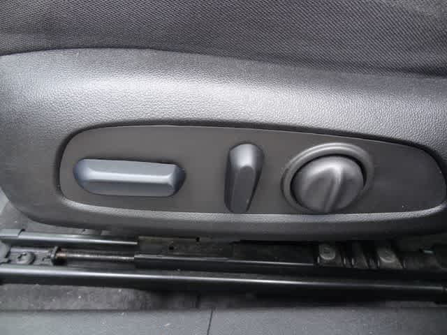 2023 Chevrolet Malibu LT w/1LT