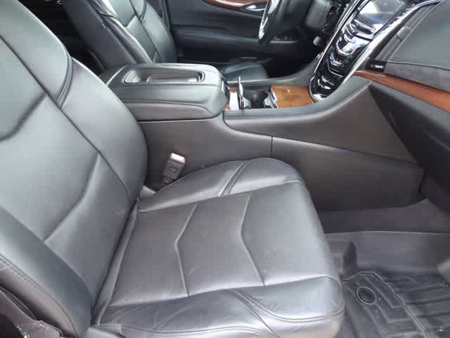 2016 Cadillac Escalade ESV Luxury Collection