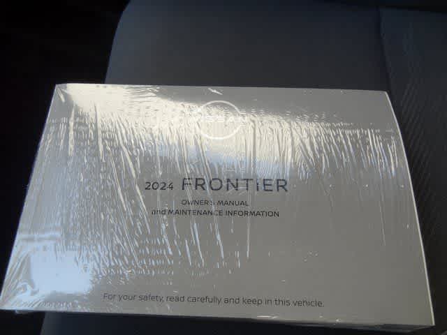 2024 Nissan Frontier SV