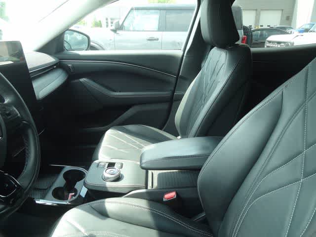 2024 Ford Mustang Mach-E Select