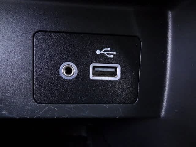 2023 Nissan Versa 1.6 SV