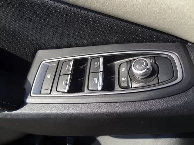 2022 Subaru Ascent Limited 8-Passenger