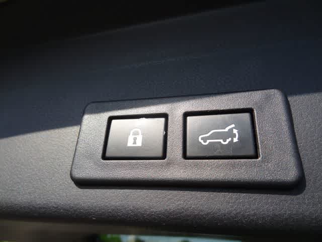 2022 Subaru Ascent Limited 8-Passenger