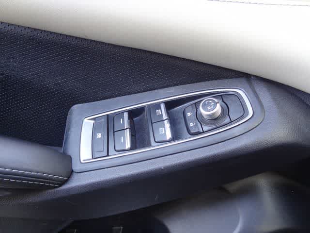 2022 Subaru Ascent Limited 8-Passenger