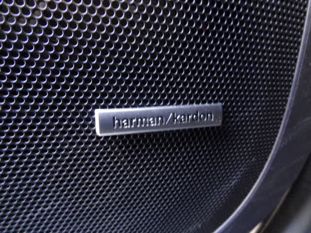 2022 Subaru Ascent Limited 8-Passenger