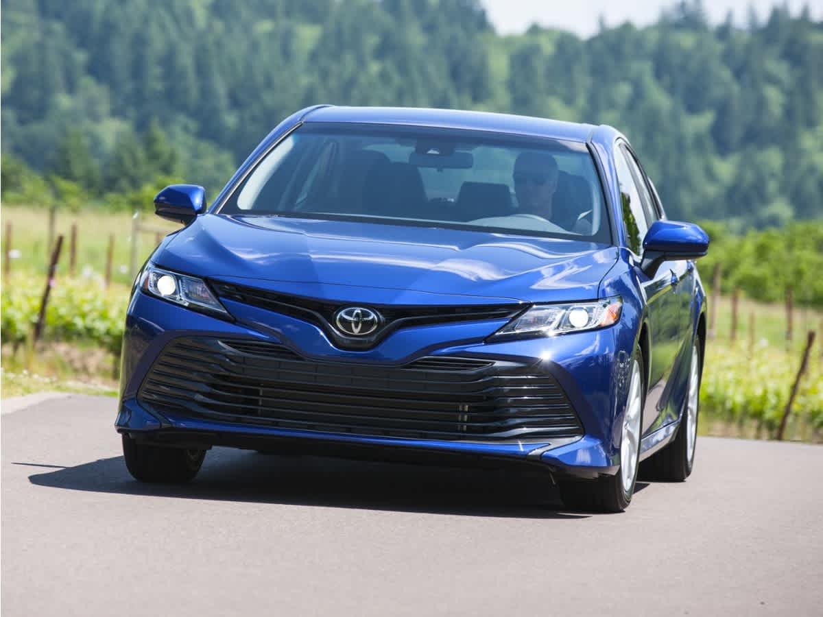 2019 Toyota Camry 2.5 Auto LE's photo