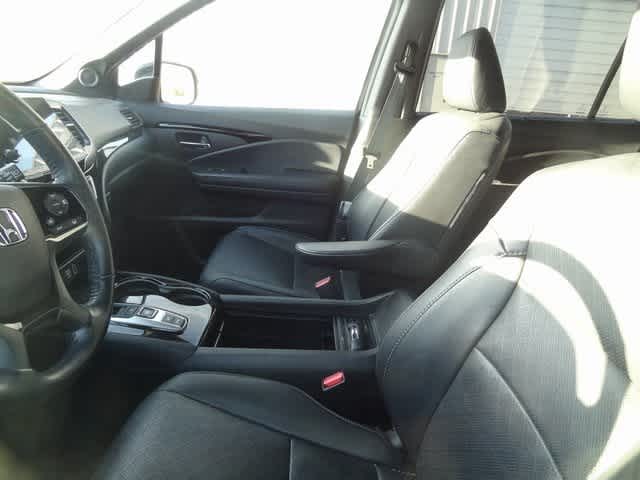 2019 Honda Passport Elite