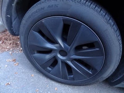 2025 Tesla Model Y Long Range