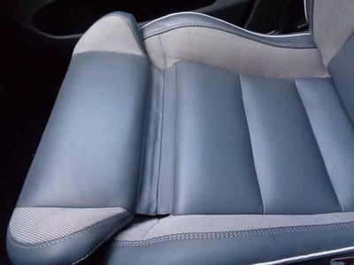 2022 Volvo XC60 B5 R-Design