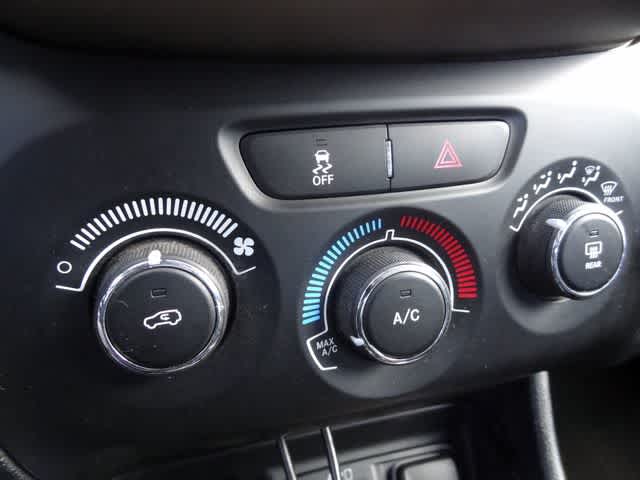 2014 Jeep Cherokee Sport