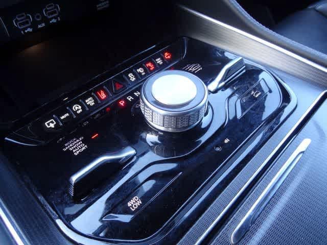 2024 Jeep Grand Wagoneer L Series II