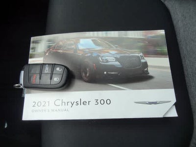 2021 Chrysler 300 Touring