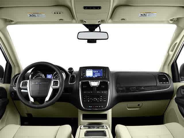 2013 Chrysler Town & Country Limited