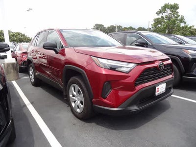 2025 Toyota RAV4 LE