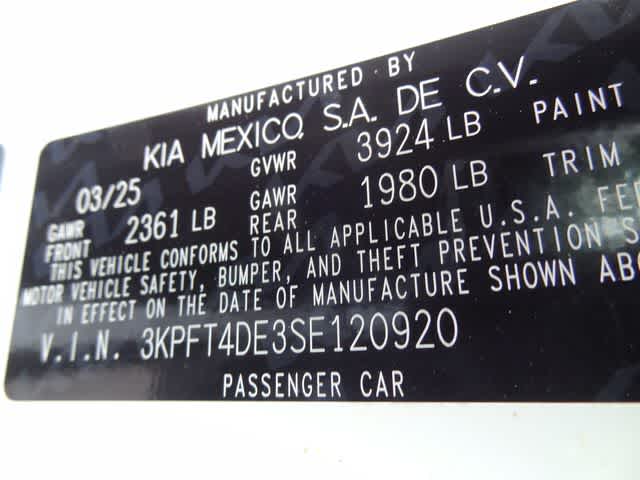 2025 Kia K4 LXS