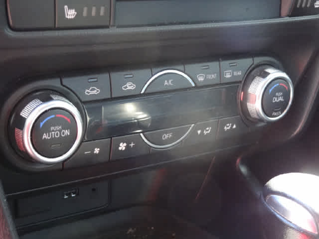 2018 Mazda Mazda3 5-Door Touring