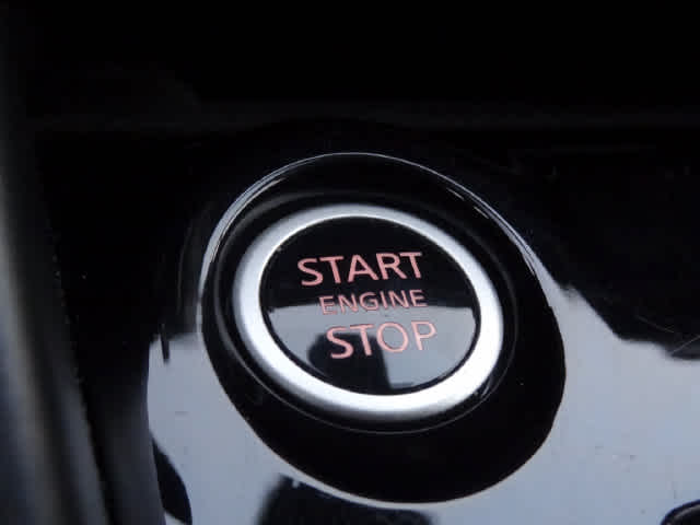 2024 Nissan Versa SR