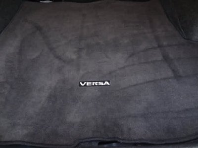 2024 Nissan Versa SR