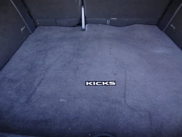 2020 Nissan Kicks SV